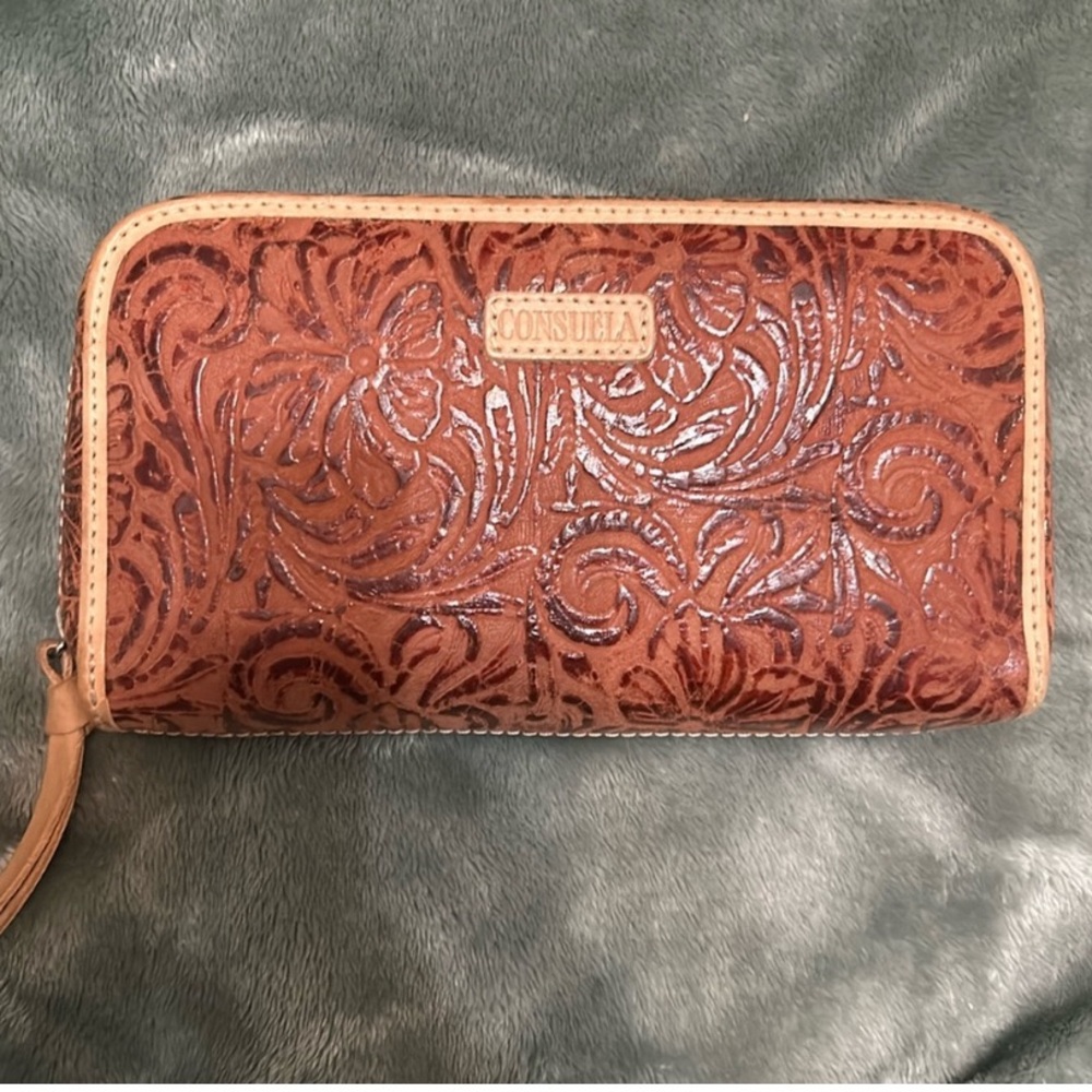 Consuela sally  wallet